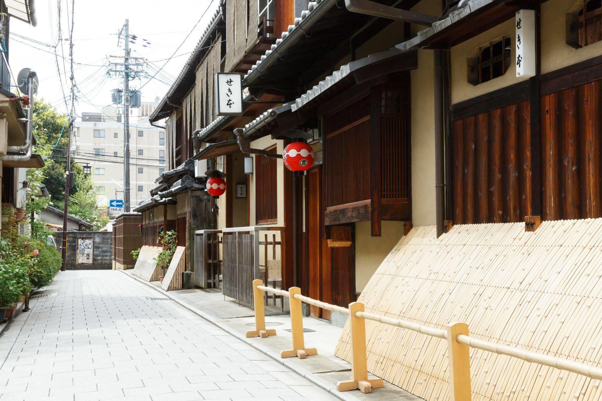 京都萨撒里都酒店 外观 照片